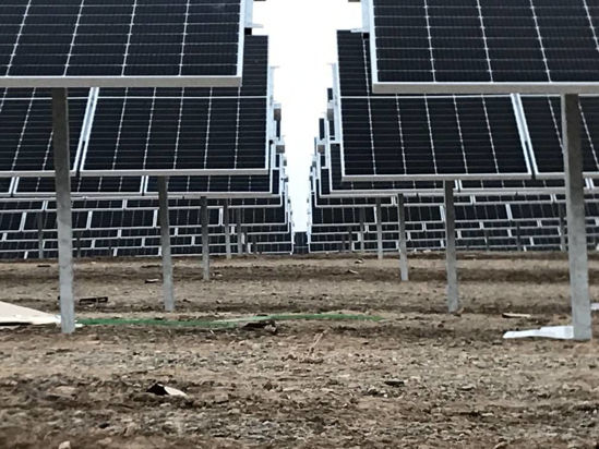 تصویر  اجرای سامانه نیروگاه خورشیدی متصل به شبکه با ظرفیت 2.5 مگاوات در استان کاشان